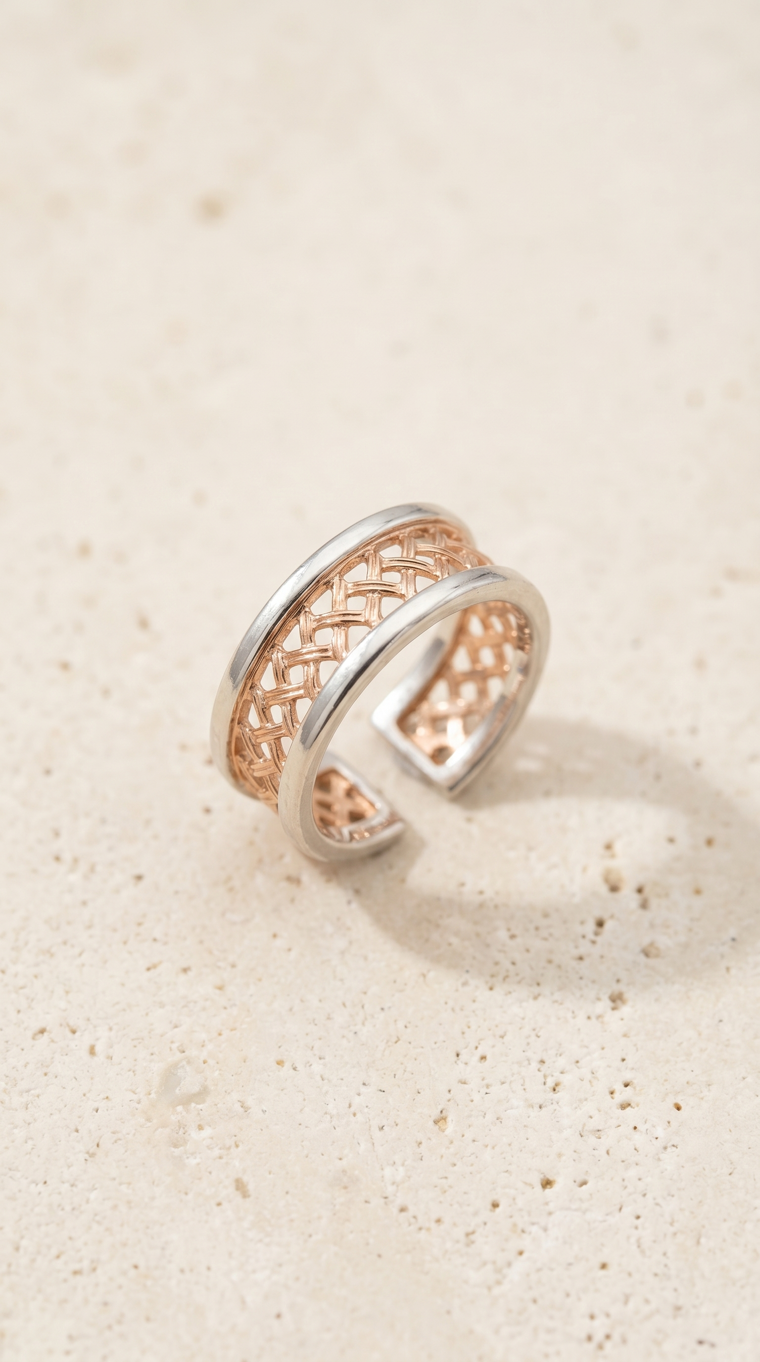 Lattice Open Ring