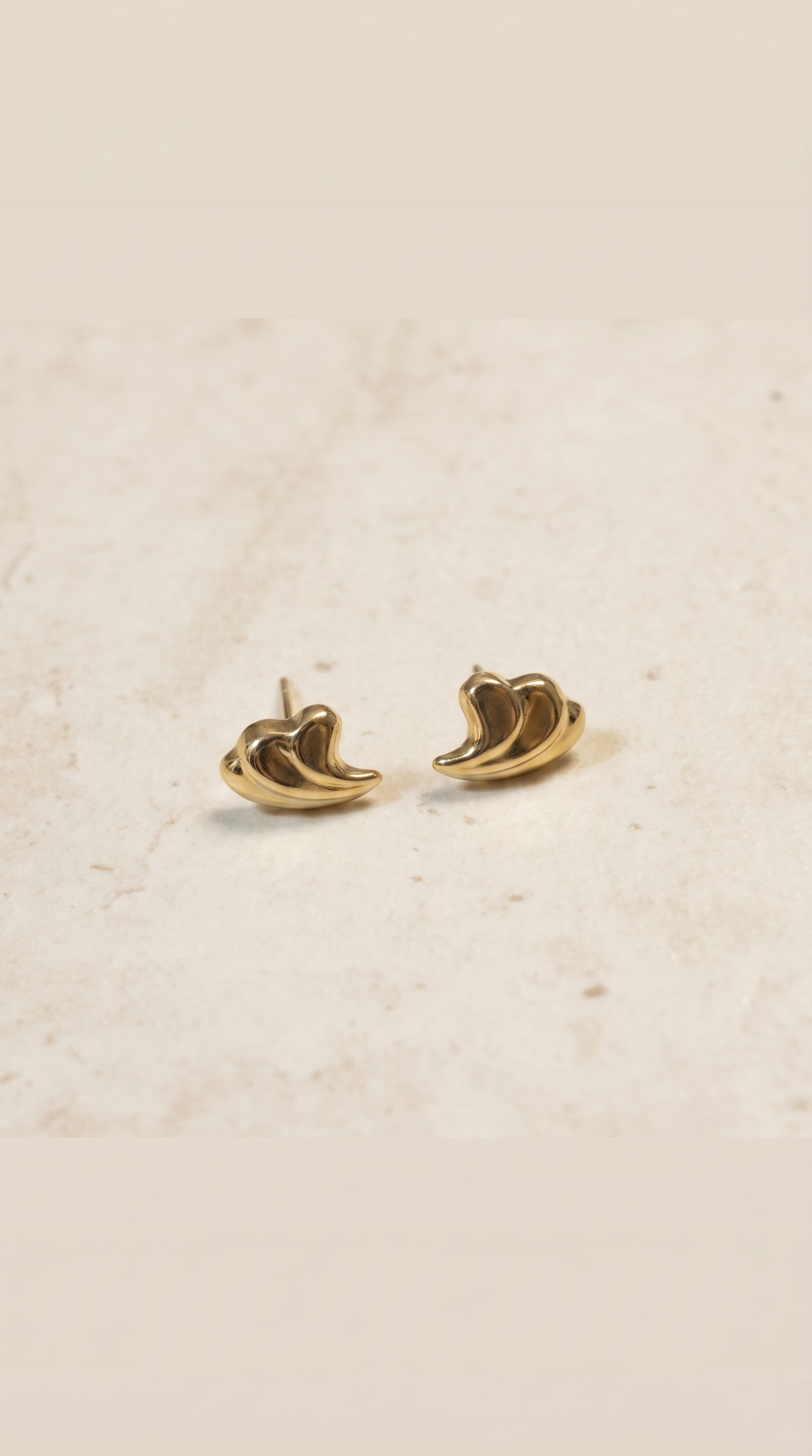 Wave Stud Earrings | 9 Carat Gold