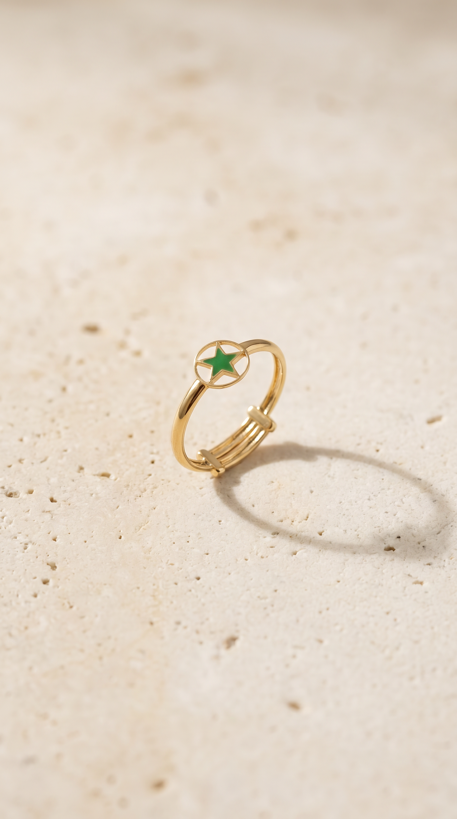 Adjustable Green Star Ring | 9 Carat Gold