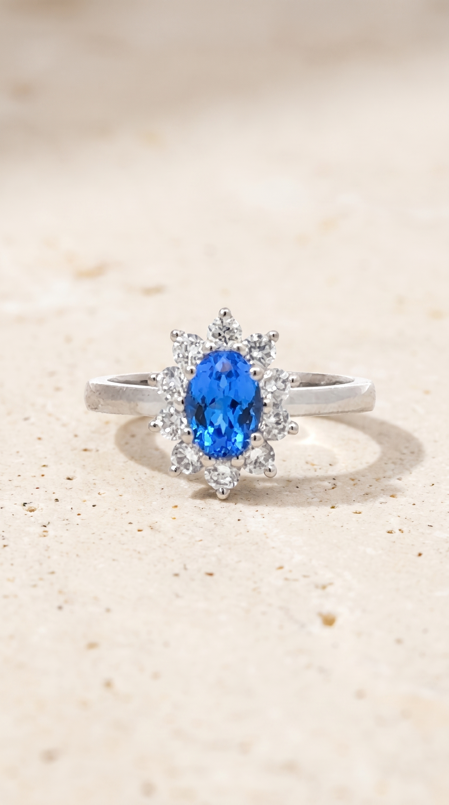 Cobalt Spinel & Diamond Ring - 9Kt White Gold
